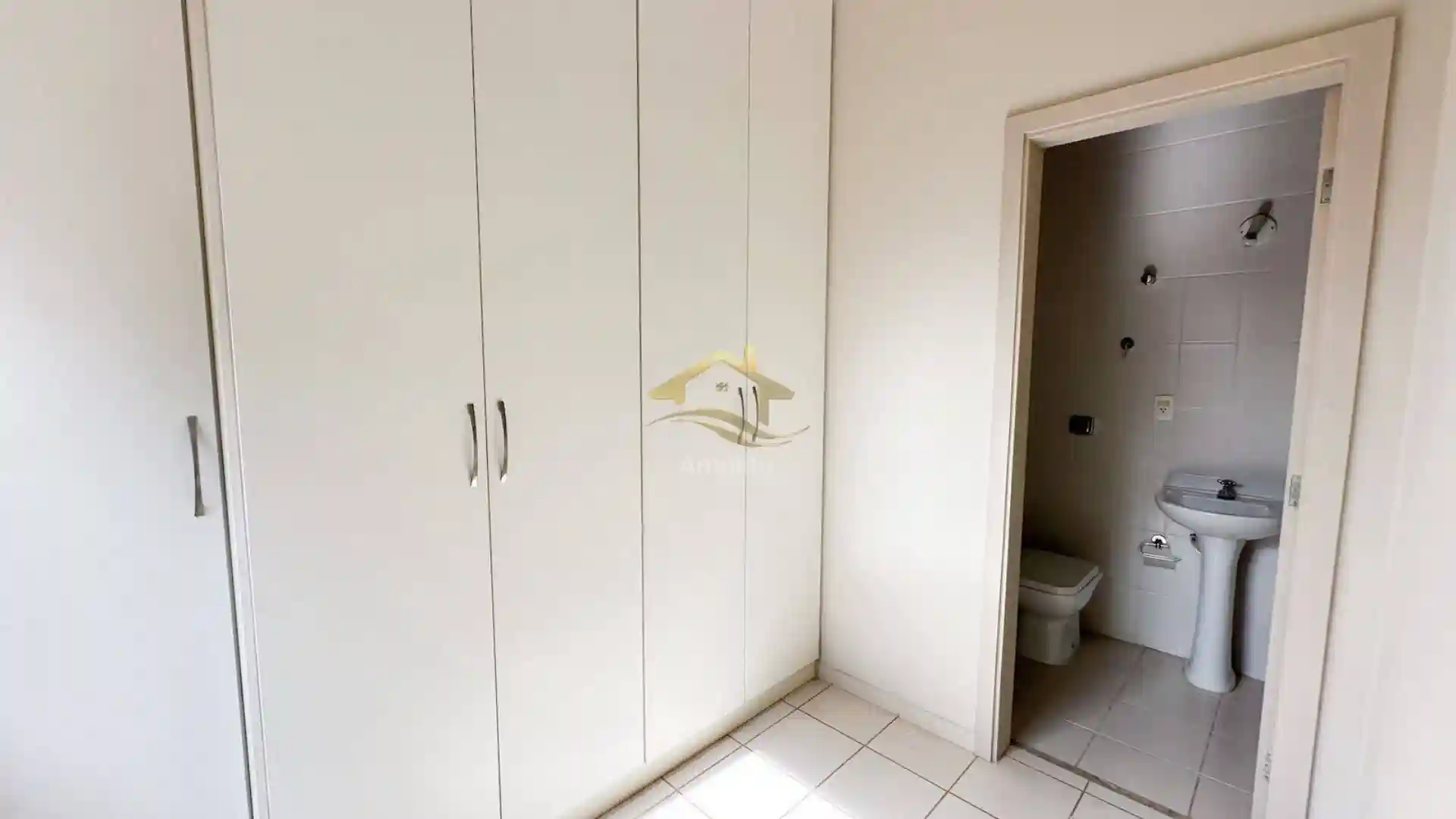 Casa de Condomínio com 3 quartos à venda, 380m² — foto 16 de 31