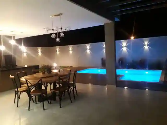 Casa de Condomínio para aluguel — foto 2 de 2