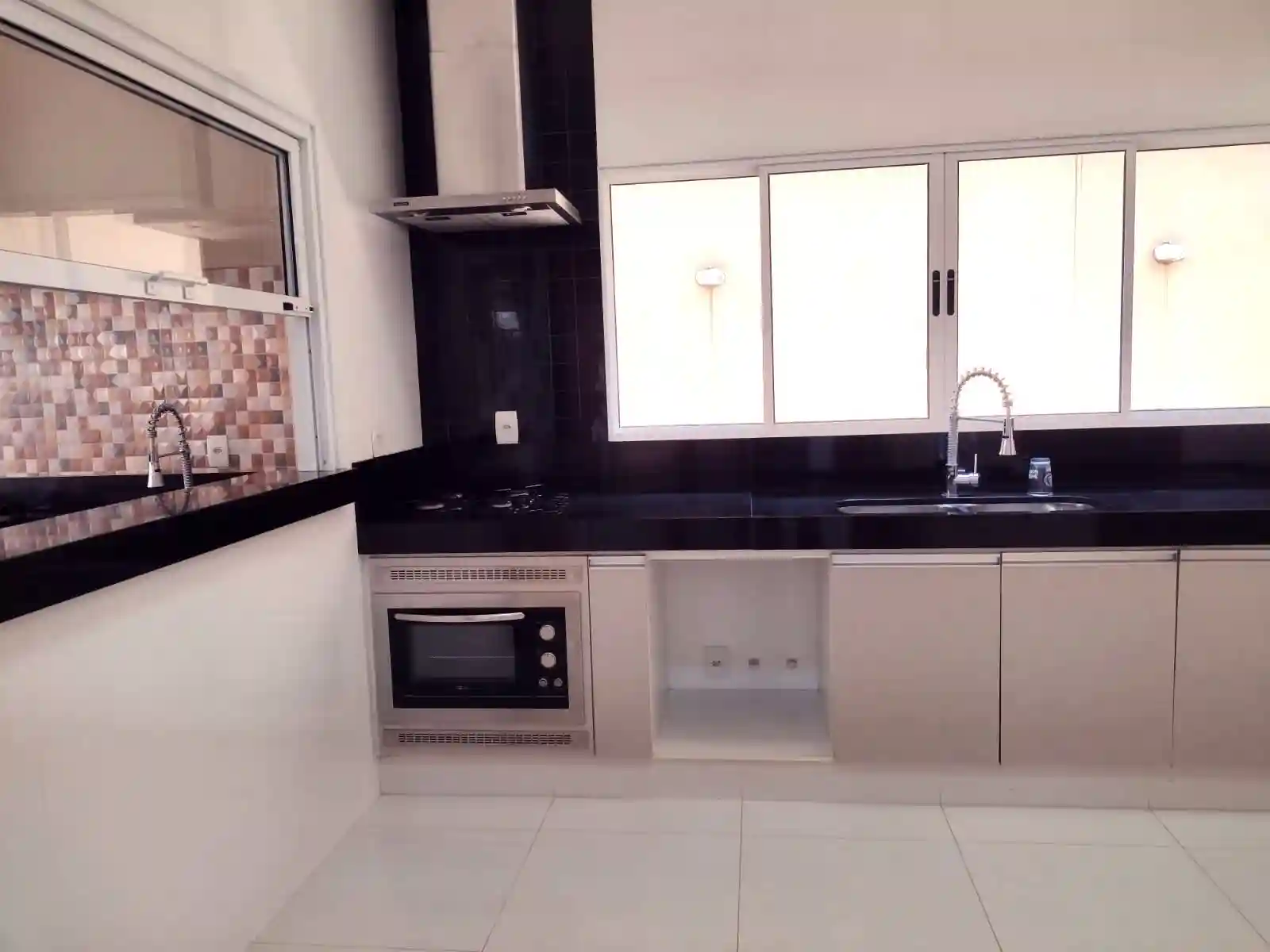 Casa de Condomínio com 3 quartos à venda, 280m² — foto 43 de 59