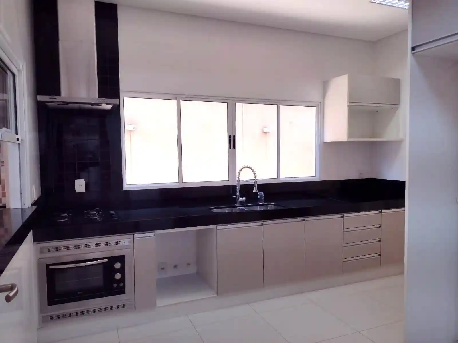 Casa de Condomínio com 3 quartos à venda, 280m² — foto 47 de 59