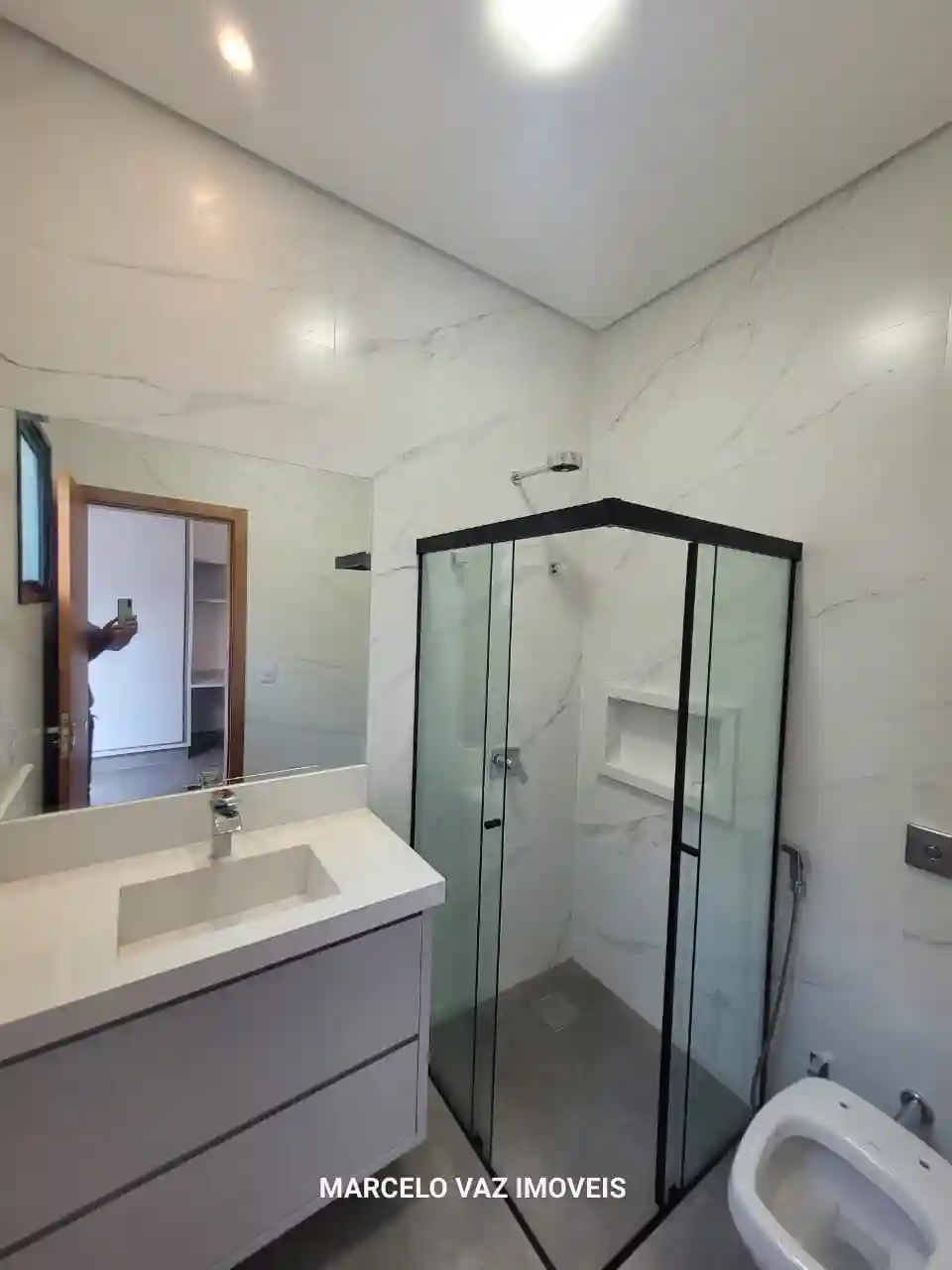 Casa de Condomínio com 3 quartos à venda, 275m² — foto 19 de 22