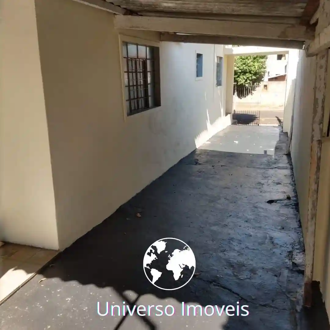 Casa com 3 quartos à venda, 200m² — foto 1 de 15