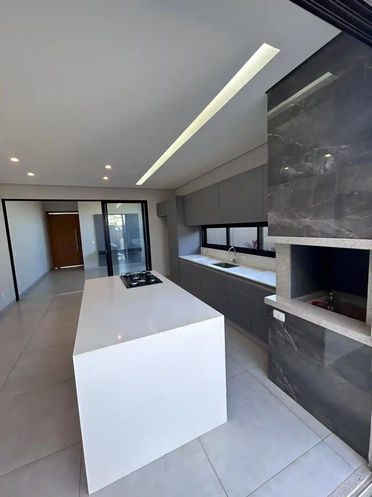 Casa de Condomínio com 3 quartos à venda, 170m² — foto 5 de 19