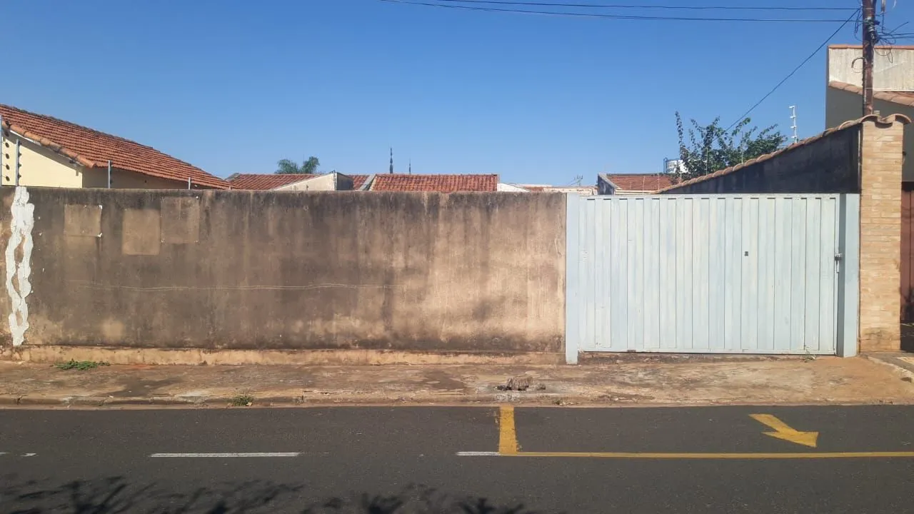 Terreno / Lote / Condomínio à venda — foto 1 de 1