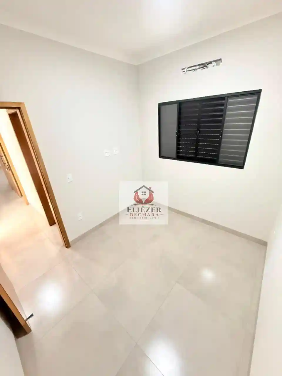 Casa com 3 quartos à venda, 90m² — foto 17 de 18