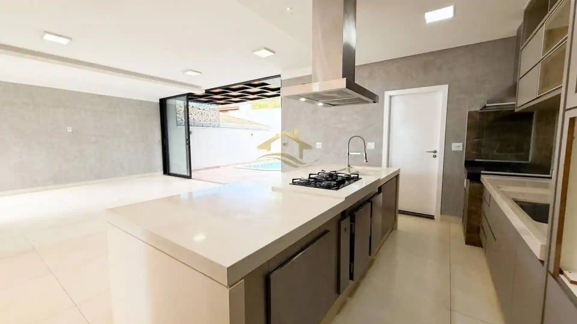 Casa de Condomínio com 4 quartos à venda, 323m² — foto 31 de 43