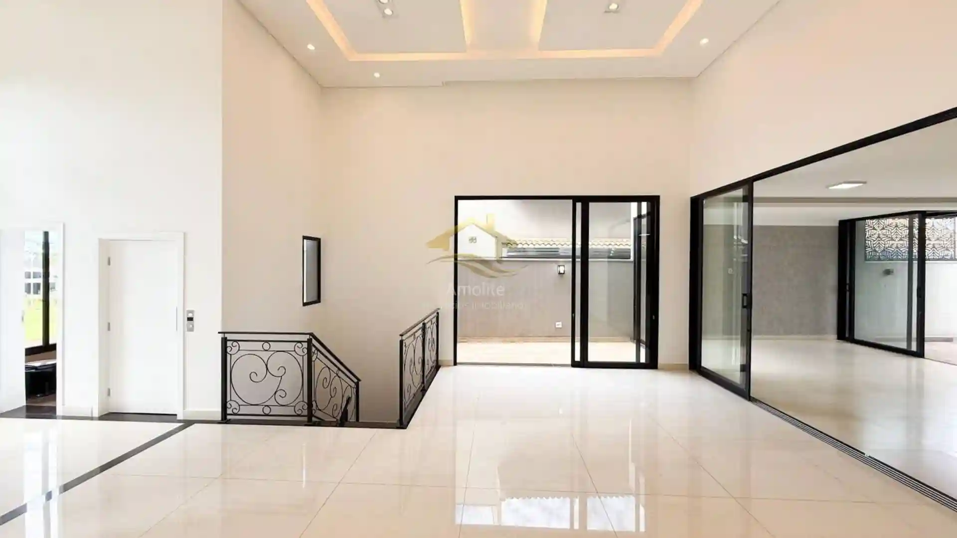 Casa de Condomínio com 4 quartos à venda, 323m² — foto 23 de 43