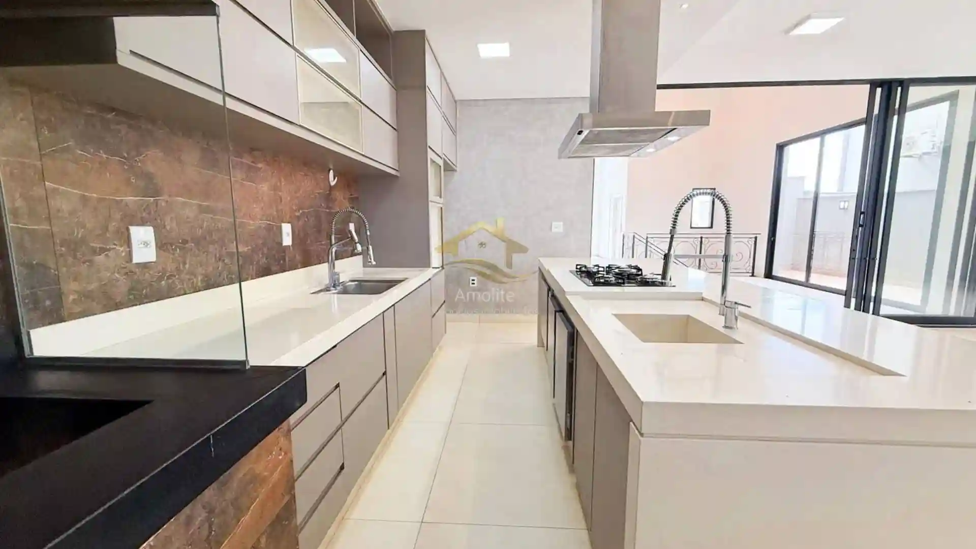 Casa de Condomínio com 4 quartos à venda, 323m² — foto 32 de 43