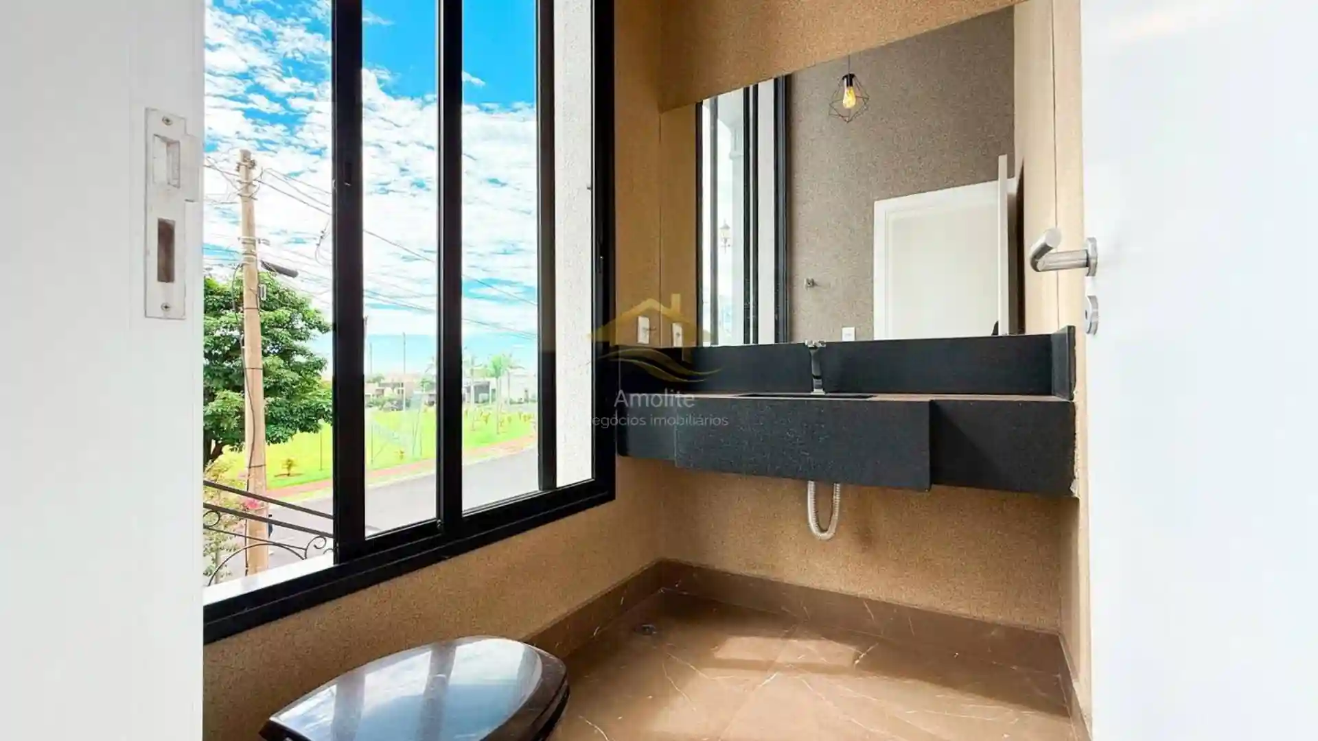 Casa de Condomínio com 4 quartos à venda, 323m² — foto 24 de 43