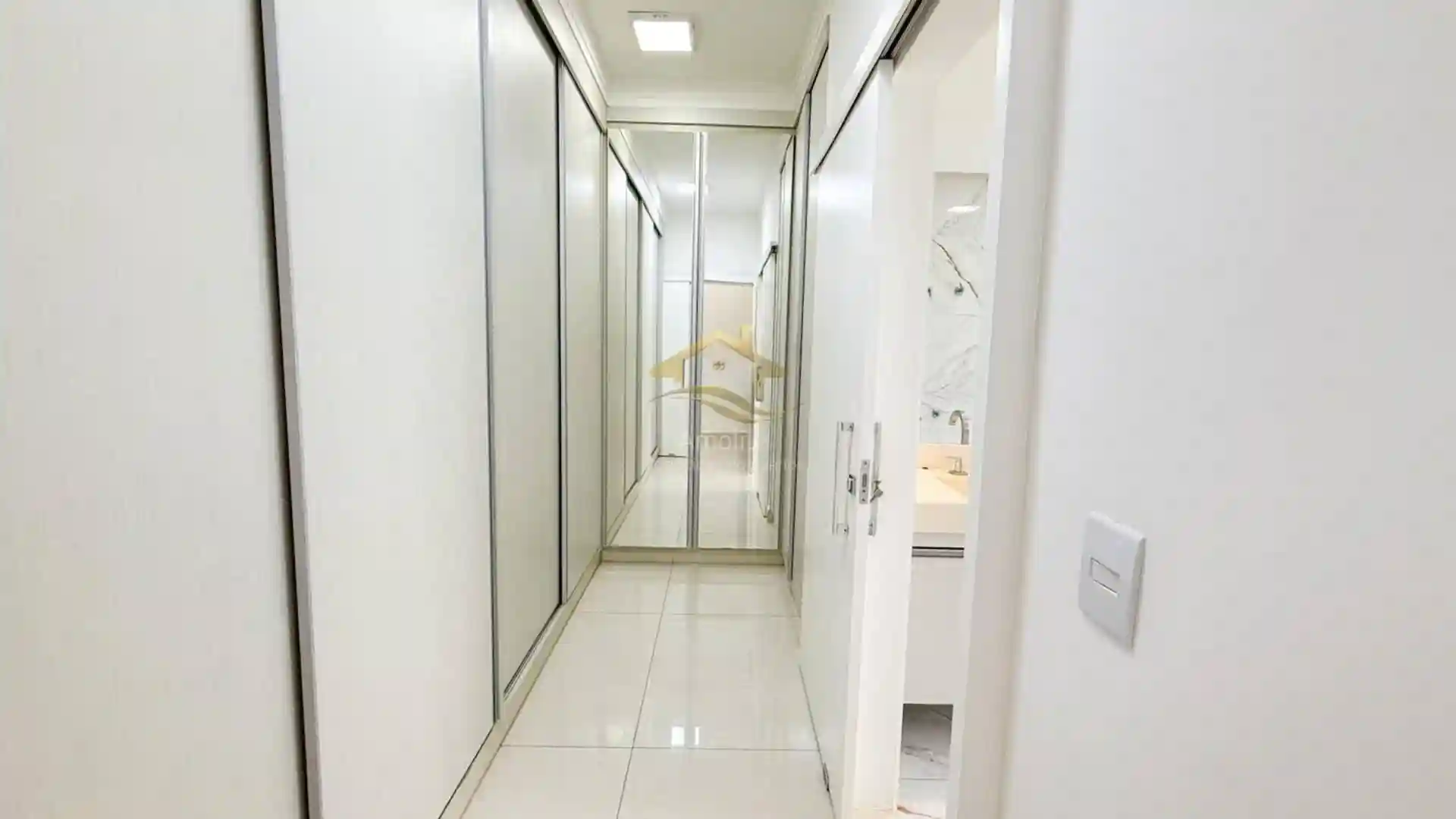 Casa de Condomínio com 4 quartos à venda, 323m² — foto 12 de 43