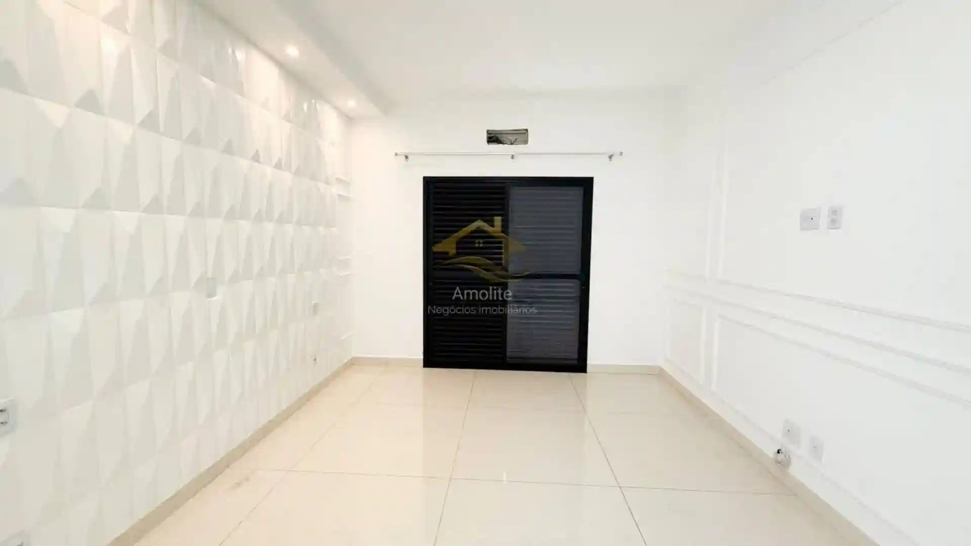 Casa de Condomínio com 4 quartos à venda, 323m² — foto 15 de 43