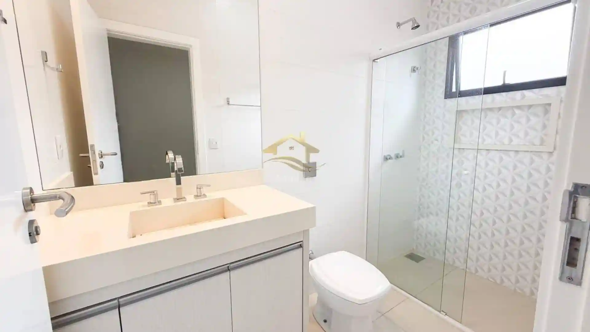 Casa de Condomínio com 4 quartos à venda, 323m² — foto 18 de 43