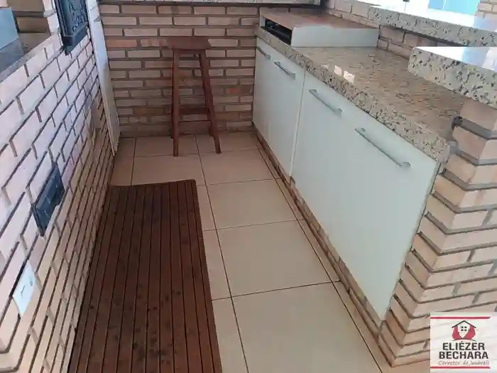 Casa com 3 quartos à venda, 253m² — foto 19 de 22