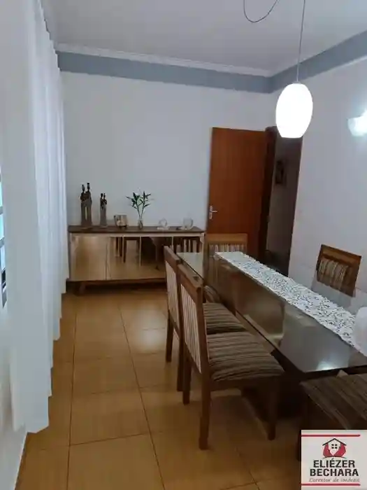 Casa com 3 quartos à venda, 253m² — foto 4 de 22