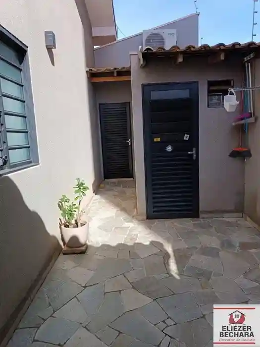 Casa com 3 quartos à venda, 253m² — foto 16 de 22