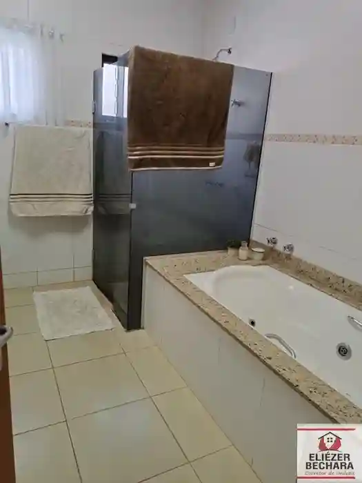 Casa com 3 quartos à venda, 253m² — foto 5 de 22