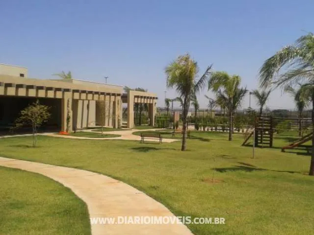 Terreno / Lote / Condomínio à venda — foto 1 de 9