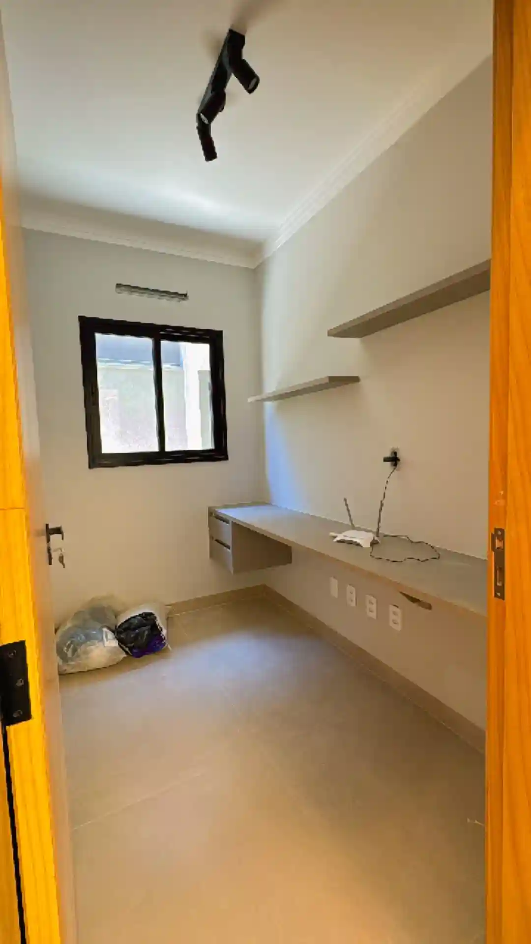 Casa de Condomínio  à venda, 275m² — foto 8 de 28
