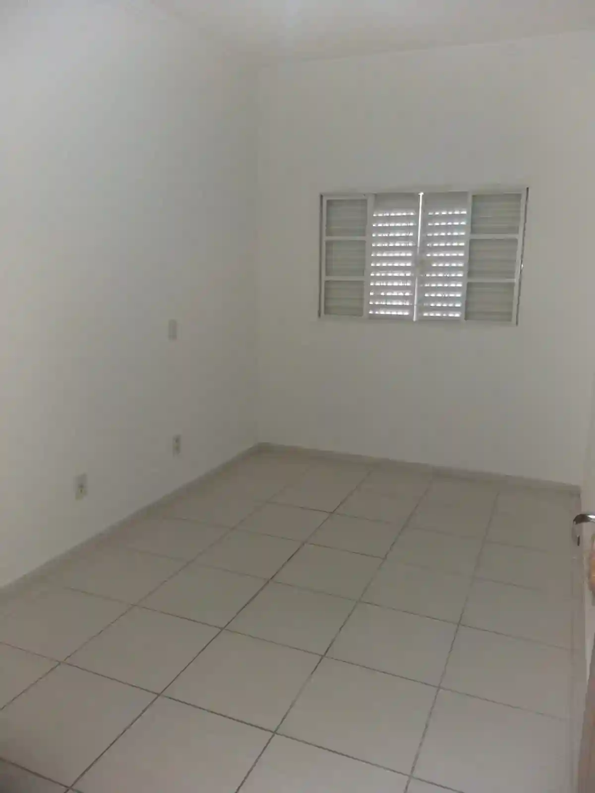Casa com 2 quartos à venda, 90m² — foto 2 de 10