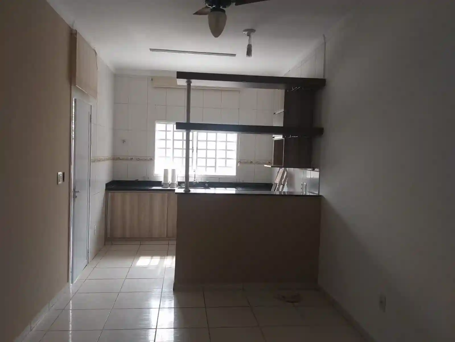 Casa com 2 quartos à venda, 90m² — foto 1 de 10