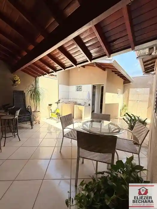 Casa com 3 quartos à venda, 160m² — foto 12 de 39