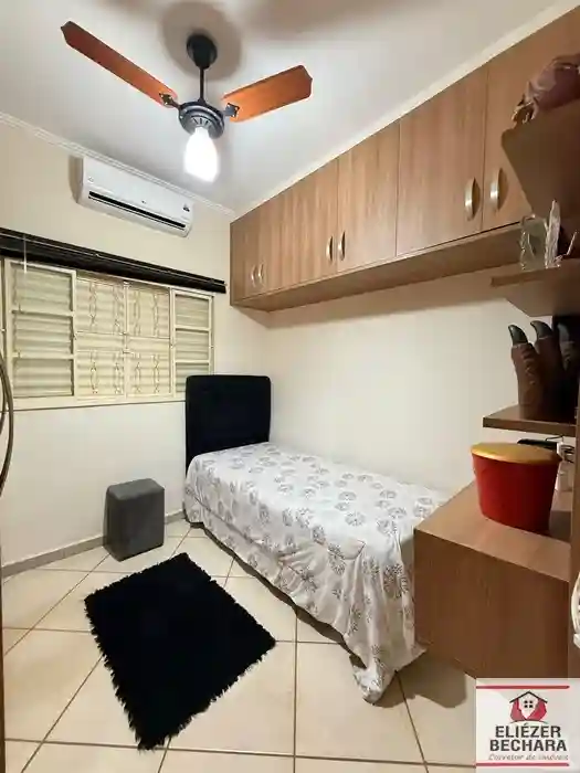 Casa com 3 quartos à venda, 160m² — foto 16 de 39