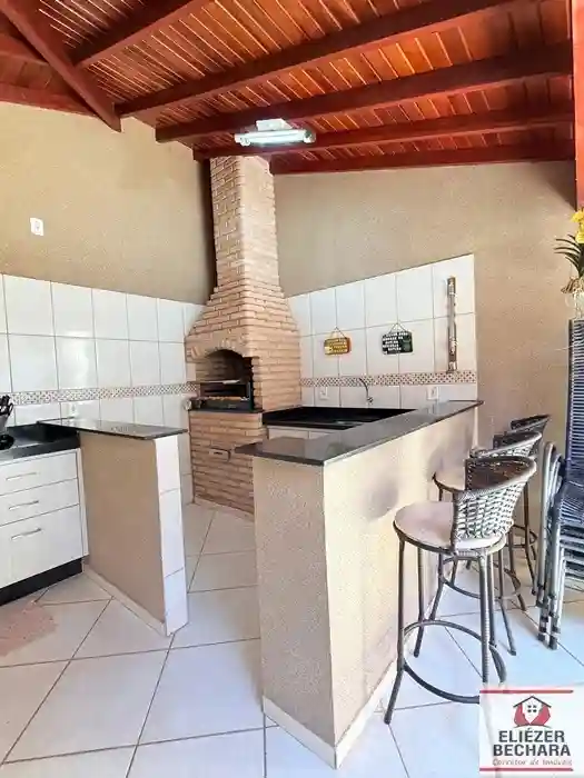 Casa com 3 quartos à venda, 160m² — foto 32 de 39