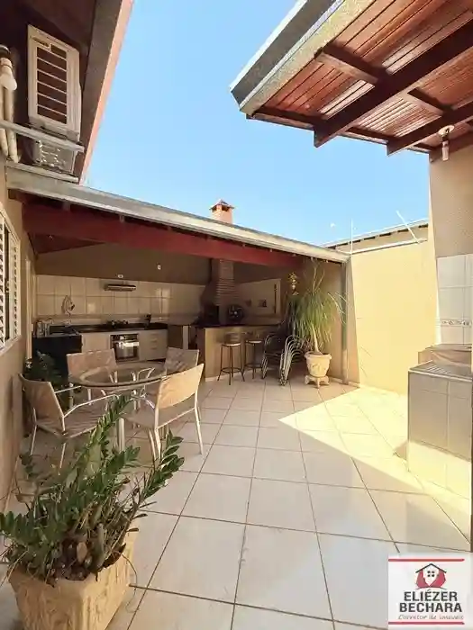 Casa com 3 quartos à venda, 160m² — foto 30 de 39