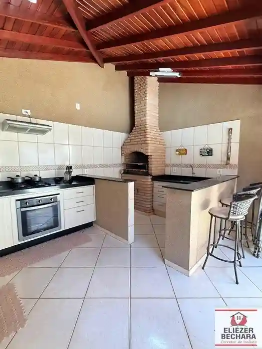 Casa com 3 quartos à venda, 160m² — foto 25 de 39