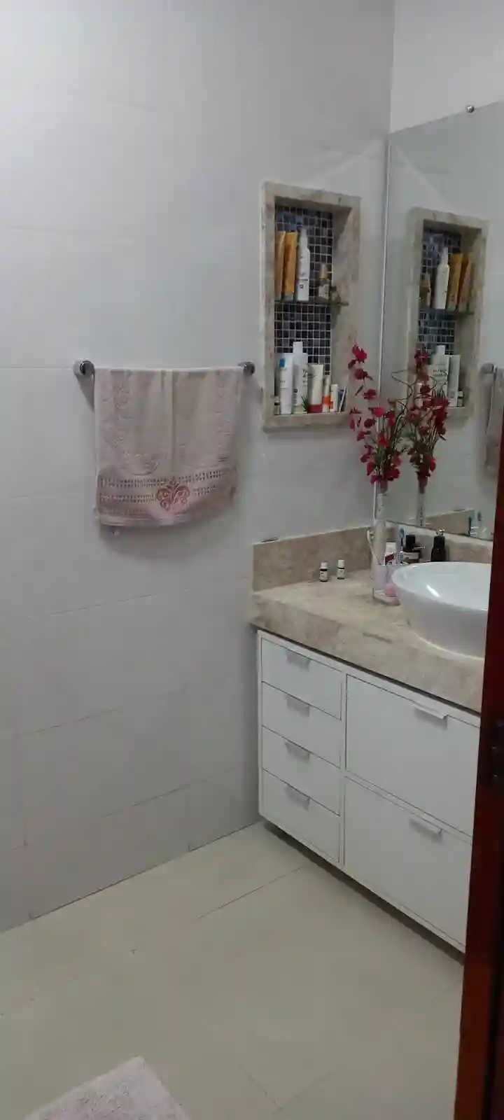 Casa de Condomínio com 3 quartos à venda, 235m² — foto 14 de 30
