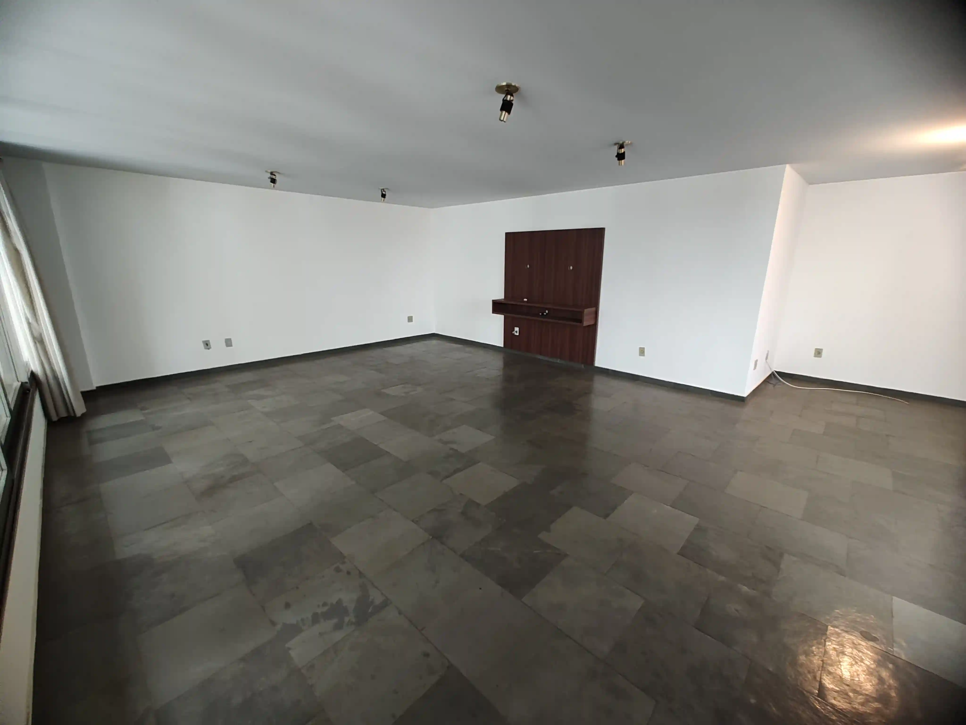 Apartamento com 4 quartos à venda, 235m² — foto 11 de 26