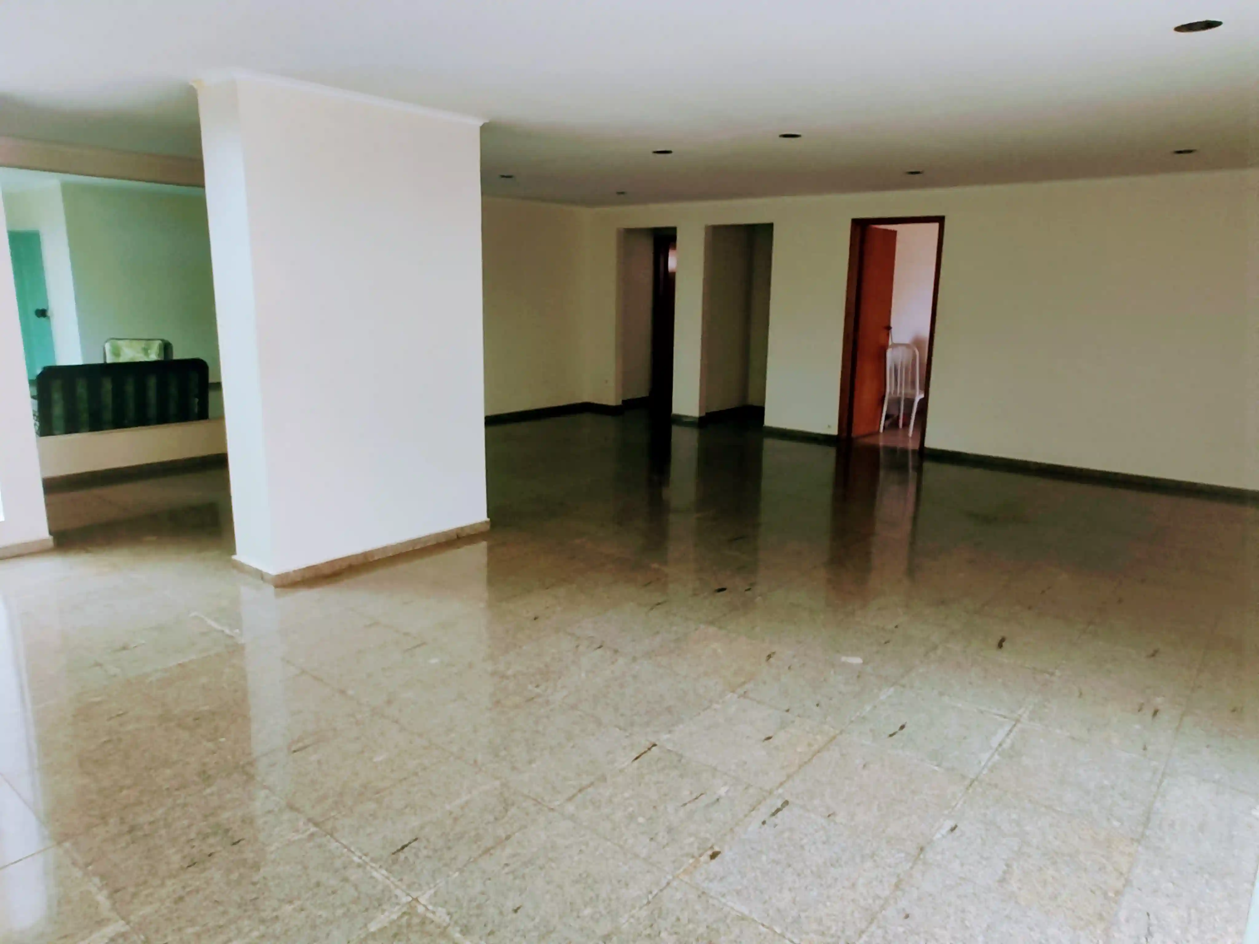 Apartamento com 4 quartos à venda, 235m² — foto 6 de 26