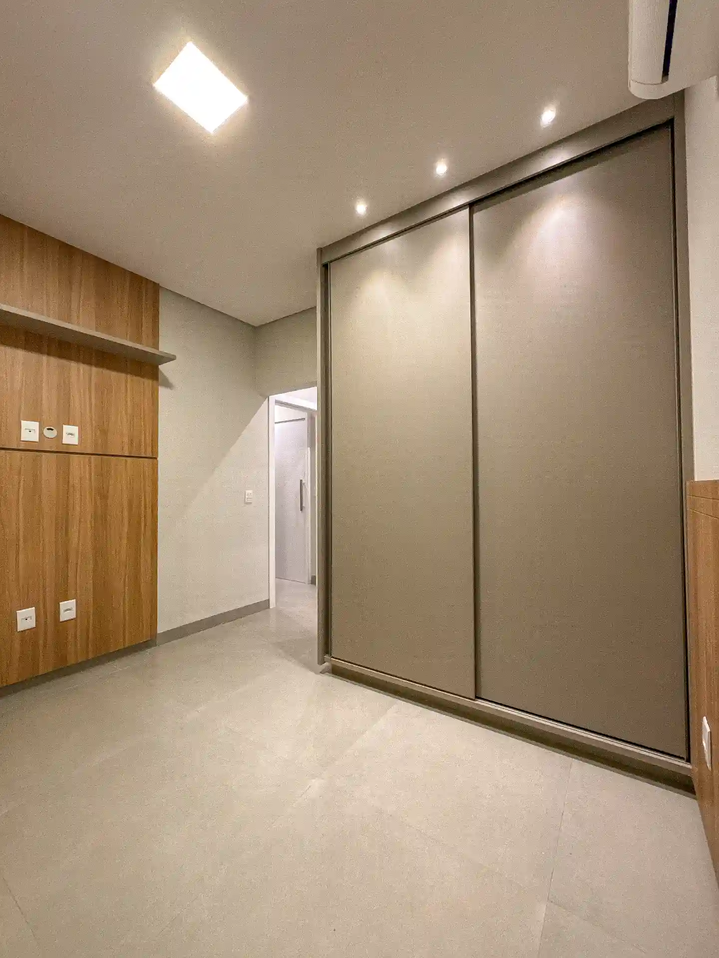 Casa de Condomínio com 3 quartos à venda, 156m² — foto 11 de 30