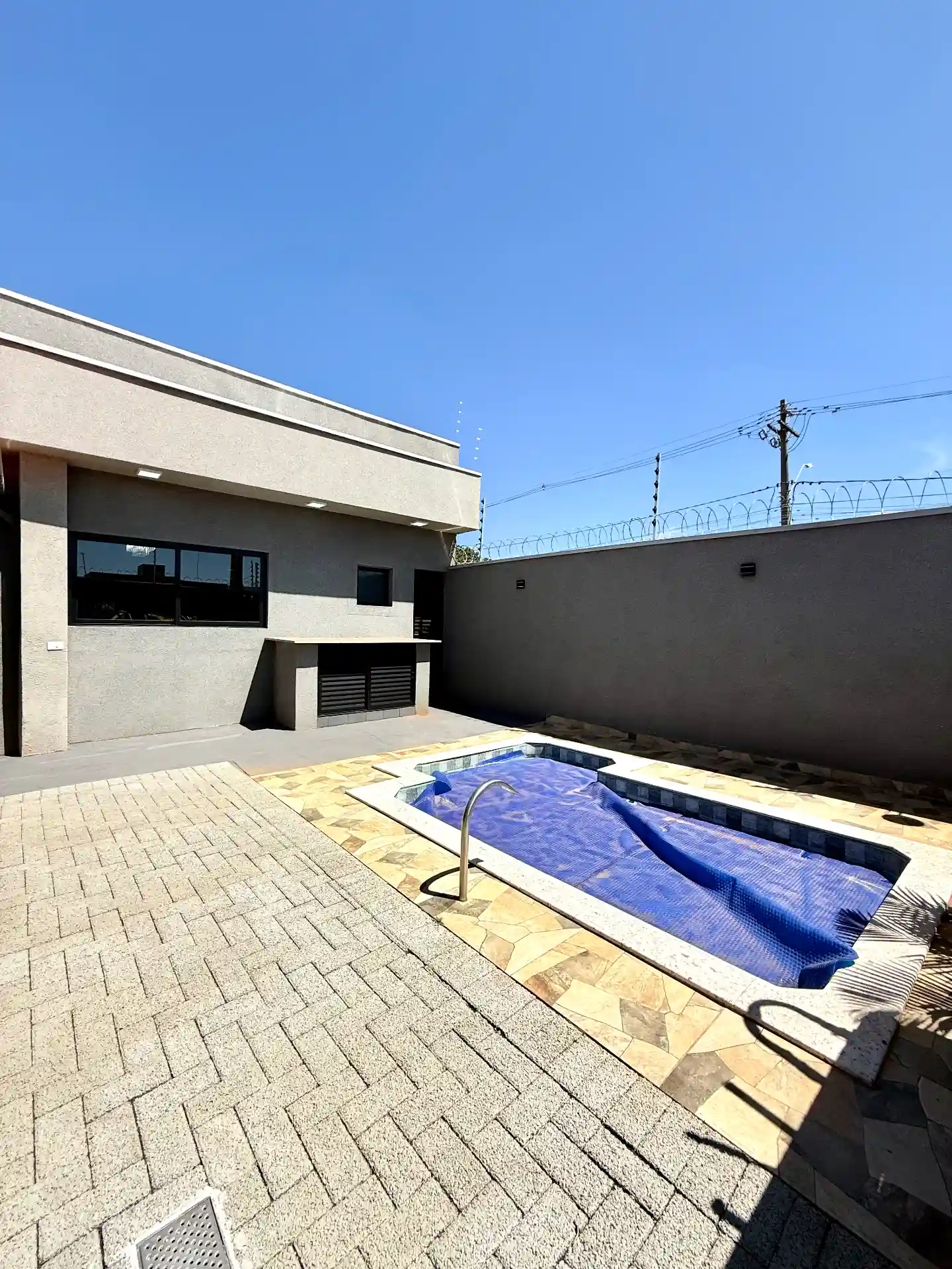 Casa com 3 quartos à venda, 200m² — foto 6 de 16