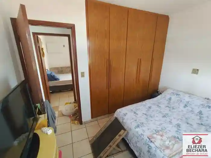 Apartamento com 2 quartos à venda, 70m² — foto 16 de 32