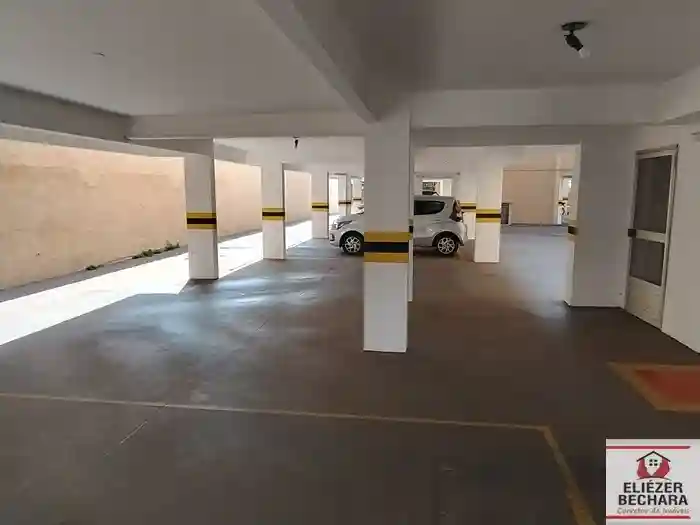 Apartamento com 2 quartos à venda, 70m² — foto 10 de 32