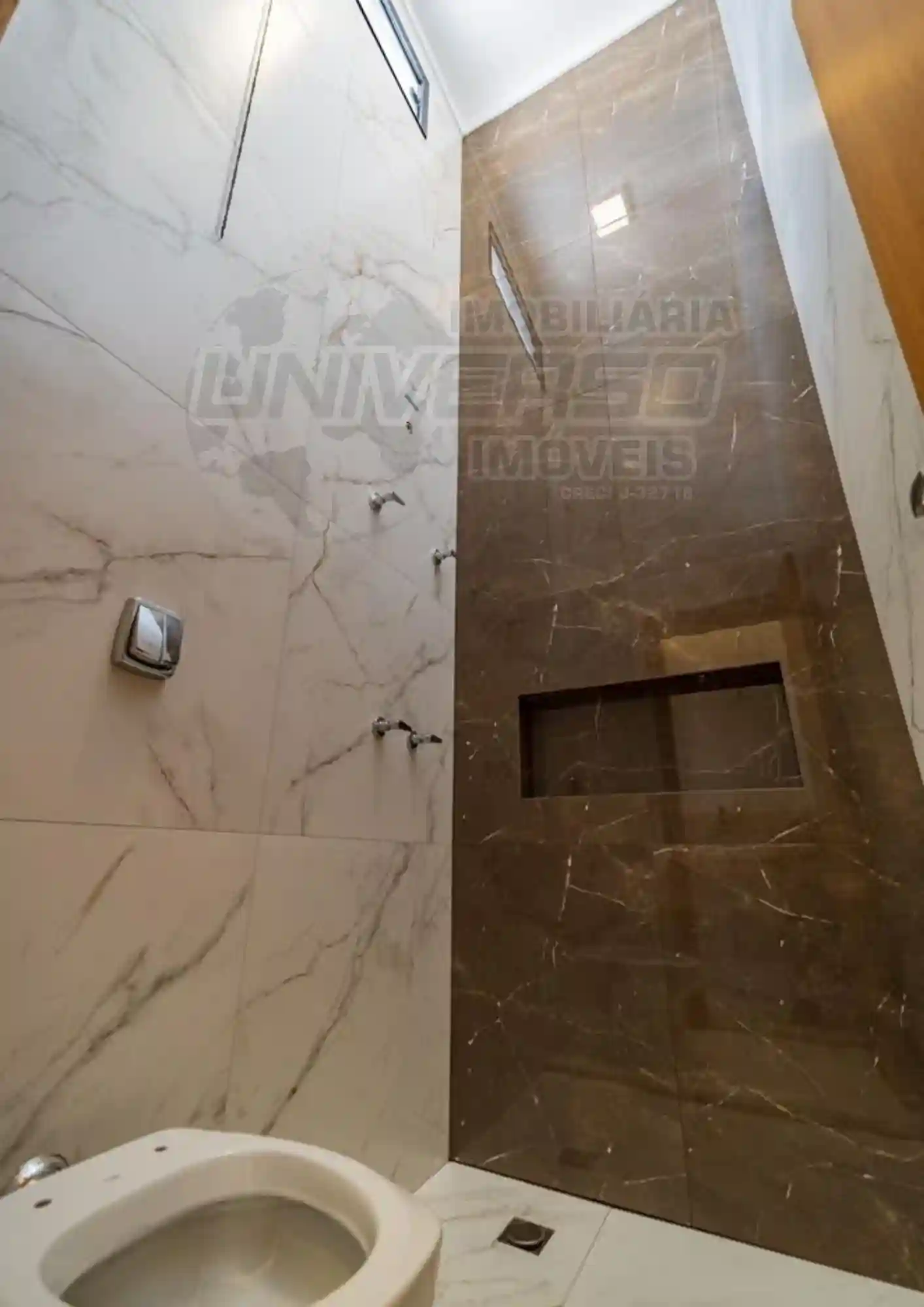 Casa de Condomínio com 3 quartos à venda, 253m² — foto 18 de 18