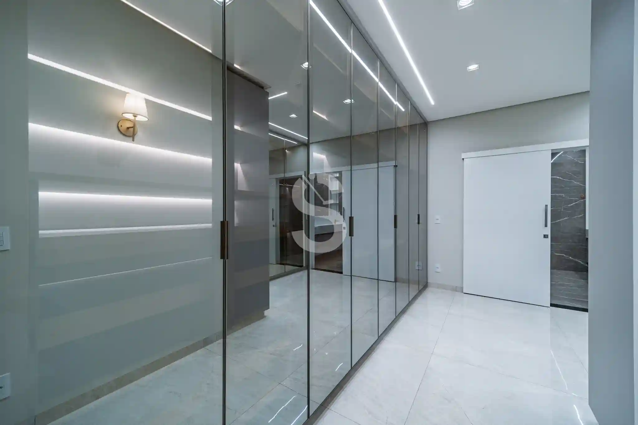 Casa de Condomínio com 4 quartos à venda, 464m² — foto 16 de 18
