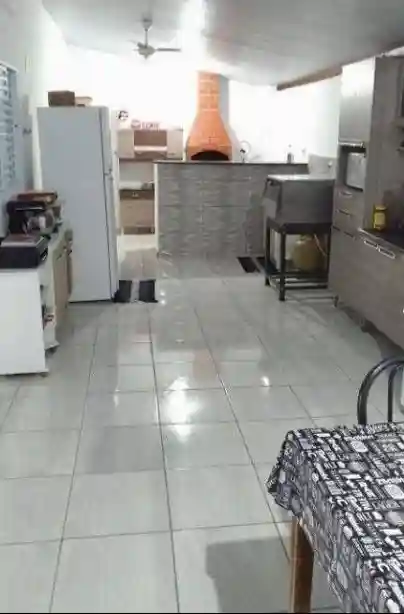 Casa com 3 quartos à venda, 200m² — foto 4 de 17