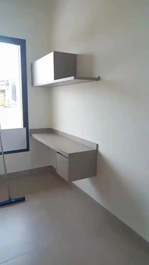 Casa de Condomínio com 3 quartos à venda, 160m² — foto 2 de 23