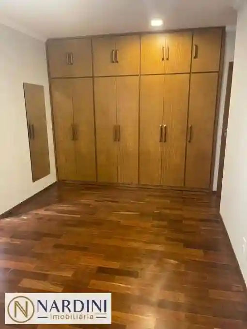 Apartamento com 3 quartos à venda, 130m² — foto 4 de 9