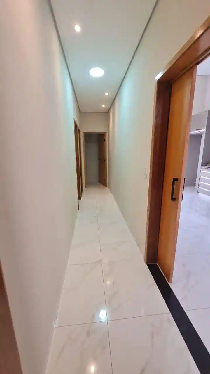 Casa com 3 quartos à venda, 10m² — foto 9 de 14