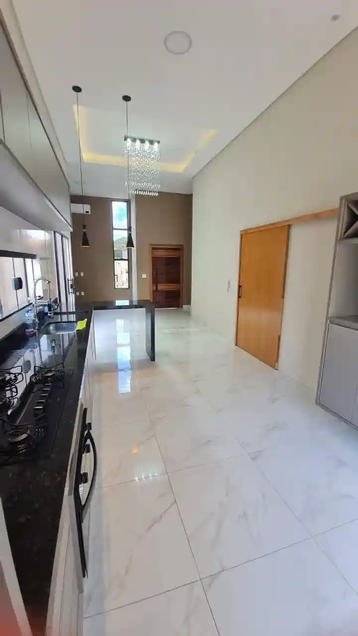 Casa com 3 quartos à venda, 10m² — foto 13 de 14