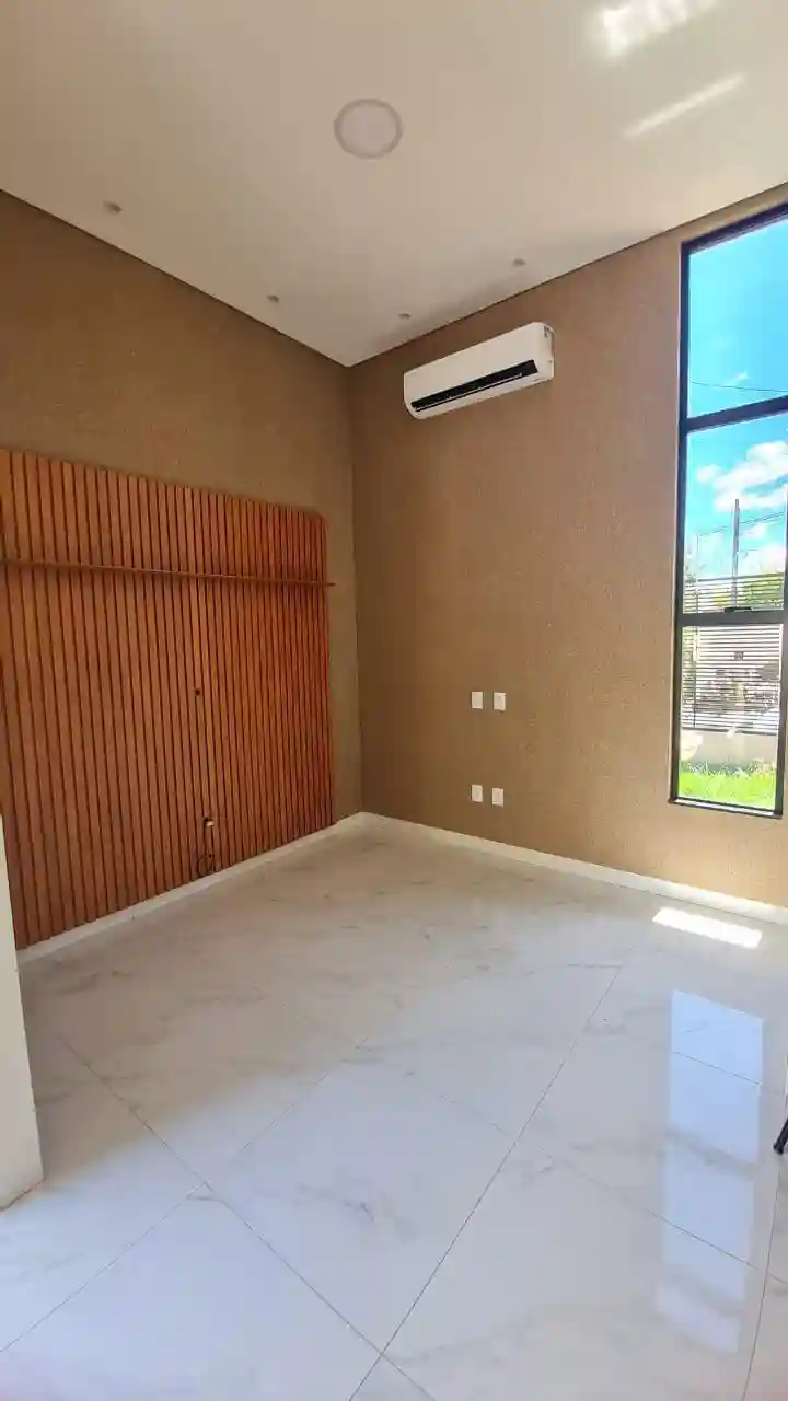 Casa com 3 quartos à venda, 10m² — foto 8 de 14