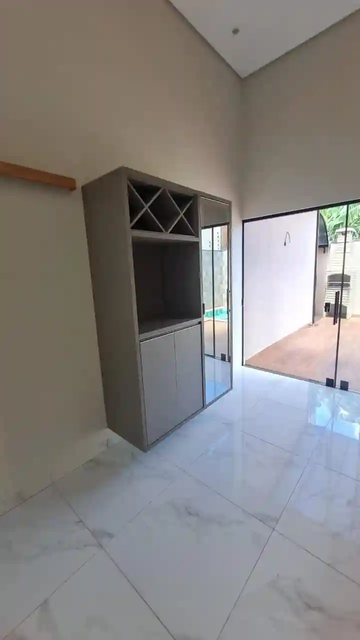 Casa com 3 quartos à venda, 10m² — foto 6 de 14