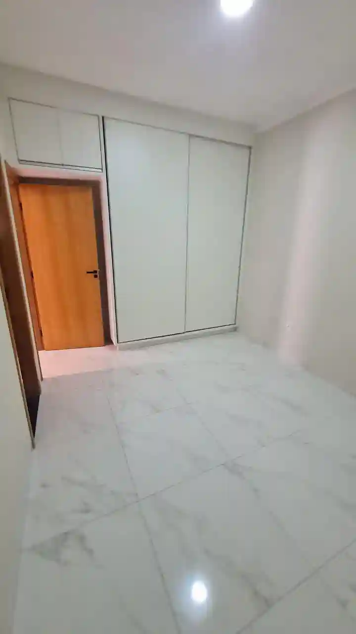 Casa com 3 quartos à venda, 10m² — foto 3 de 14