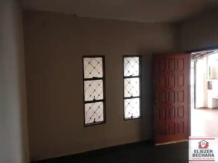 Casa com 2 quartos à venda, 110m² — foto 2 de 29