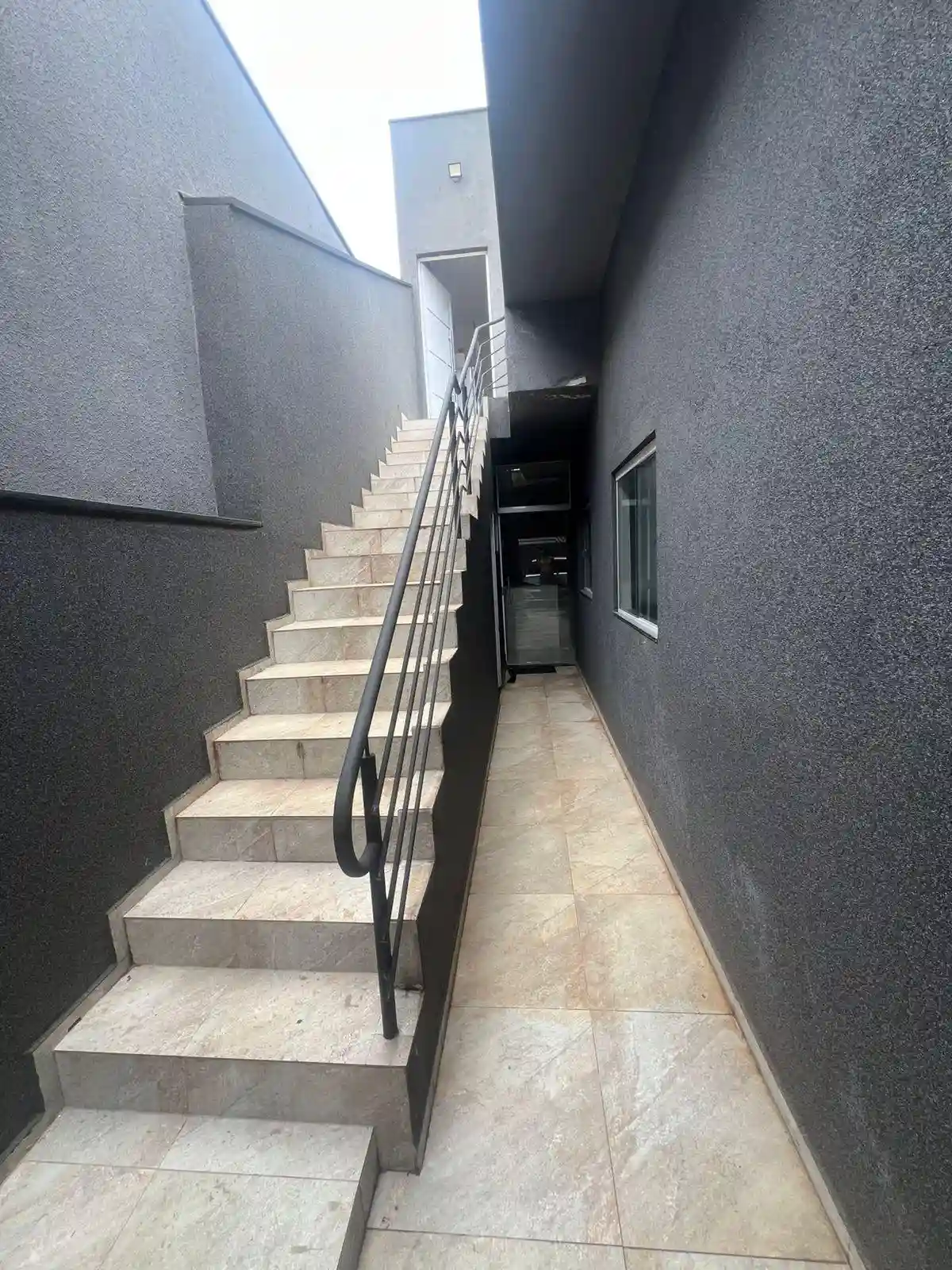 Casa com 4 quartos à venda, 220m² — foto 9 de 28