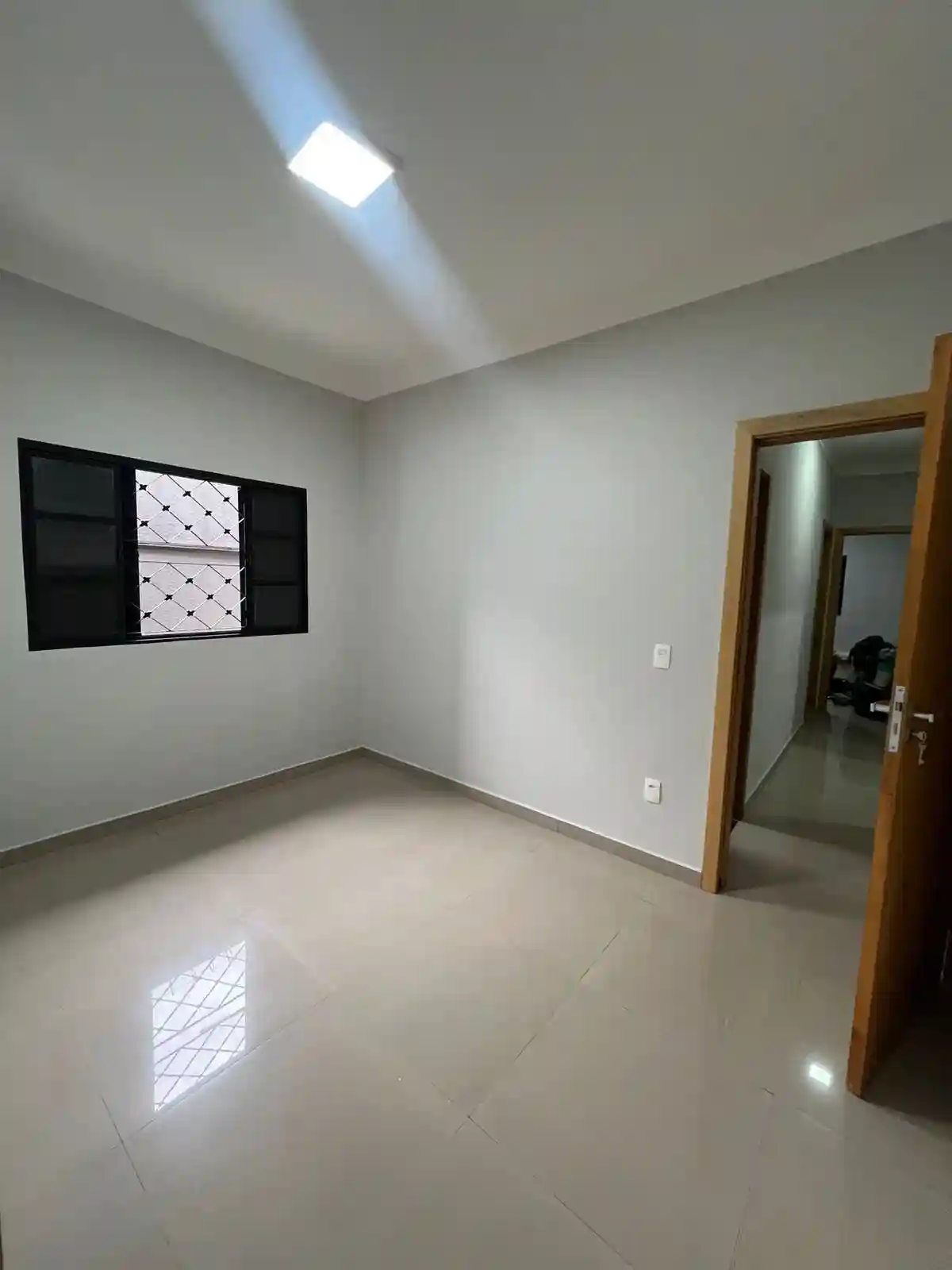 Casa com 4 quartos à venda, 220m² — foto 24 de 28