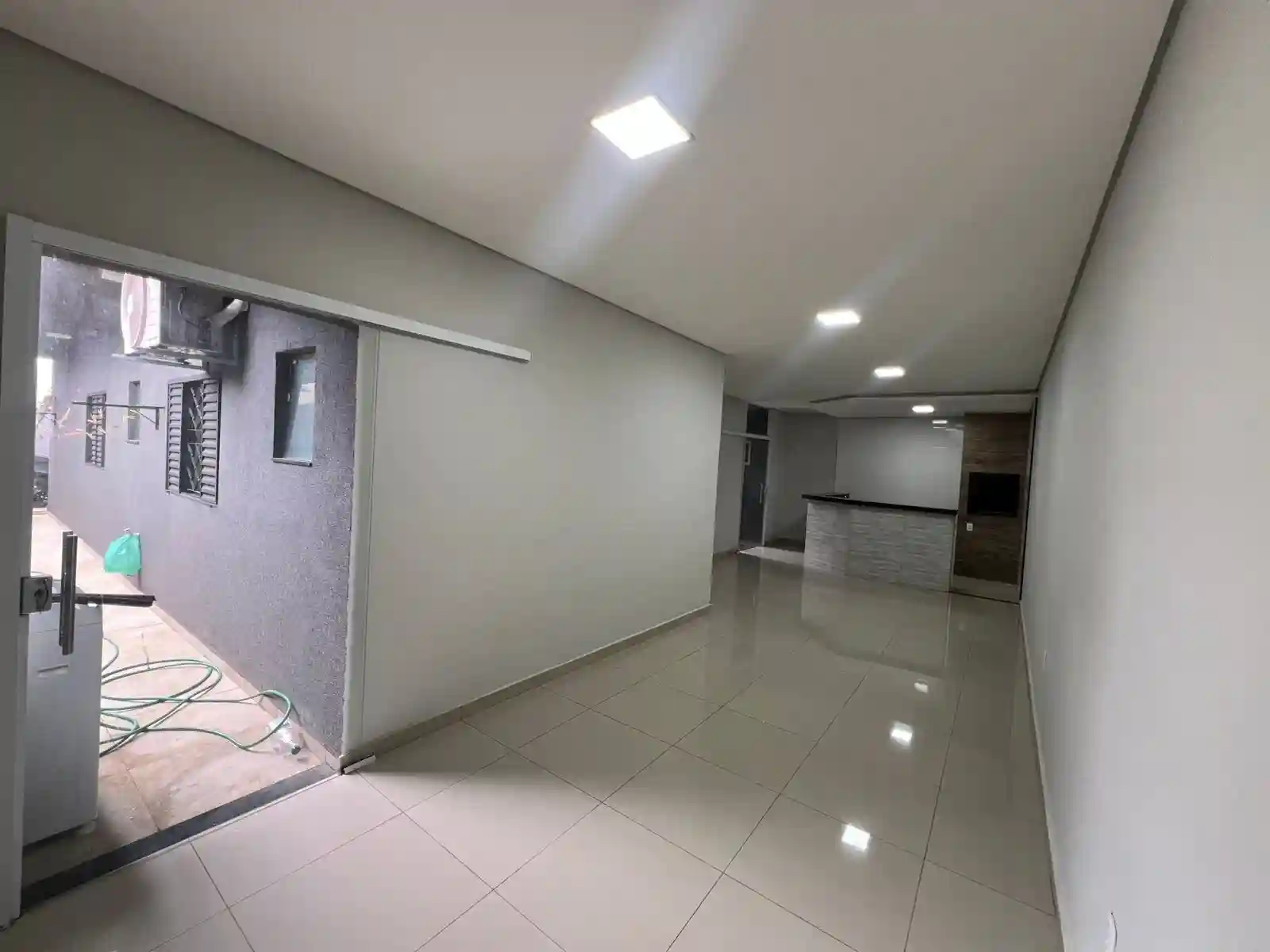 Casa com 4 quartos à venda, 220m² — foto 5 de 28